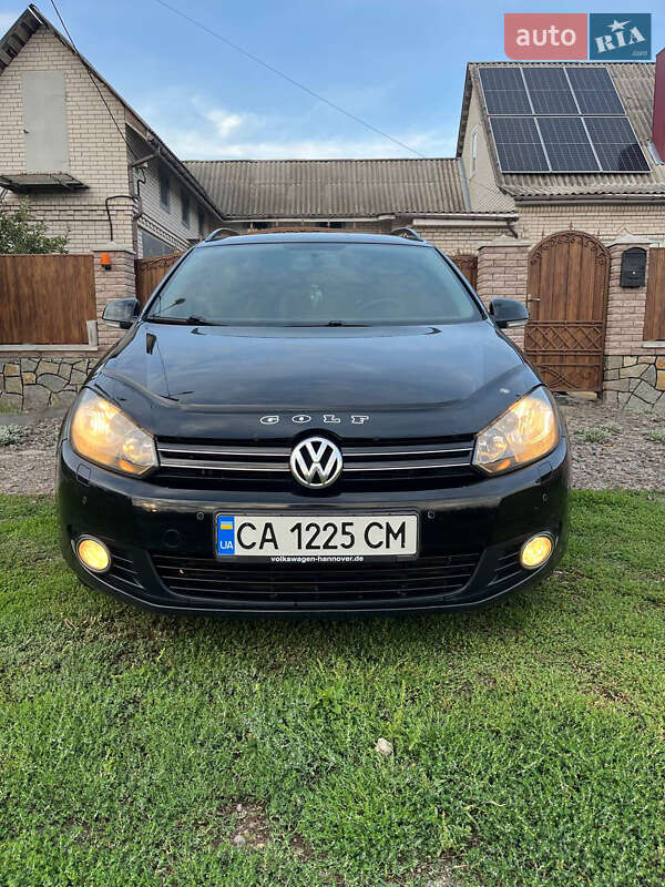 Универсал Volkswagen Golf 2013 в Христиновке