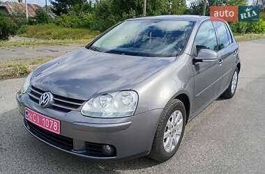 Хетчбек Volkswagen Golf 2005 в Калуші