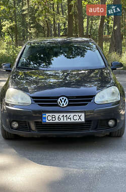 Хетчбек Volkswagen Golf 2006 в Чернігові