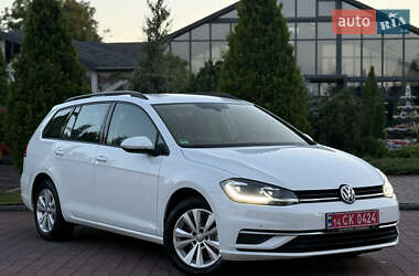 Універсал Volkswagen Golf 2017 в Стрию