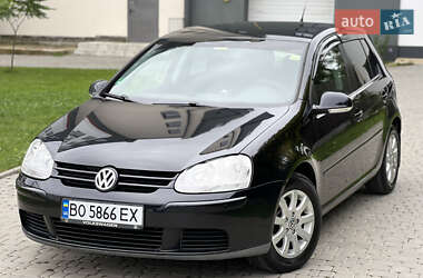 Хэтчбек Volkswagen Golf 2006 в Чорткове