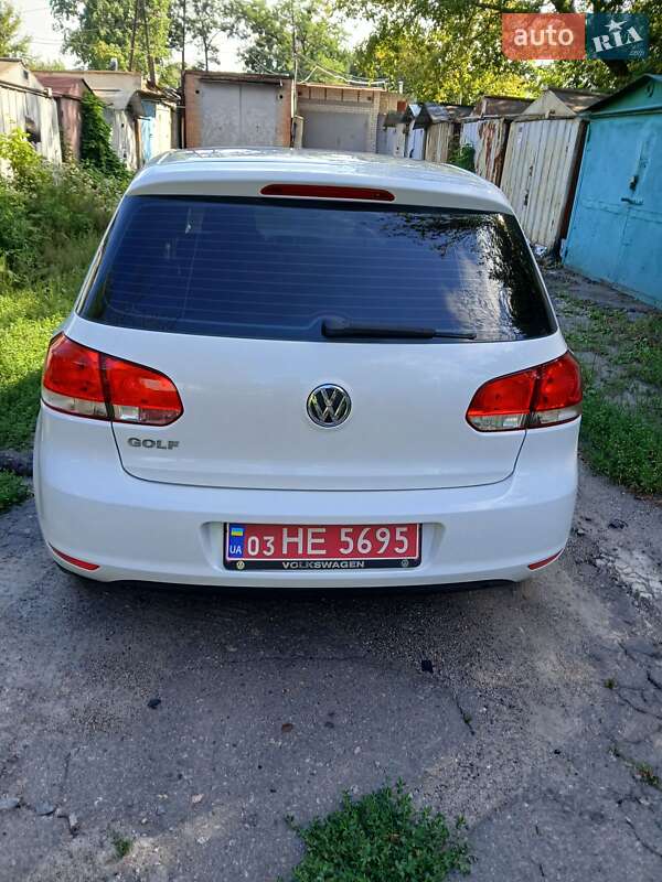 Хетчбек Volkswagen Golf 2009 в Полтаві