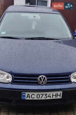Хетчбек Volkswagen Golf 2000 в Луцьку