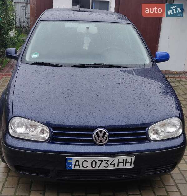 Volkswagen Golf 2000