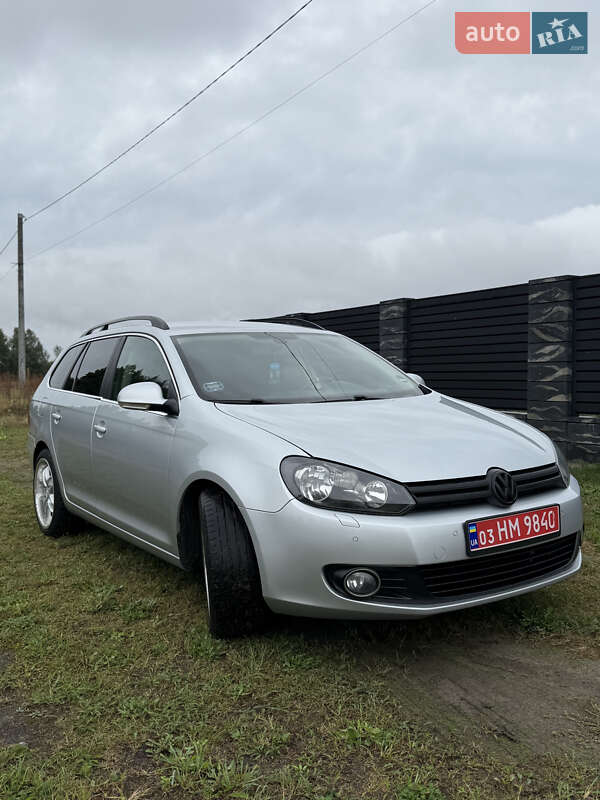 Універсал Volkswagen Golf 2012 в Зарічному