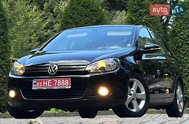 Хетчбек Volkswagen Golf 2010 в Дрогобичі