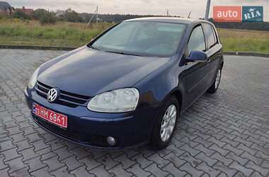 Хэтчбек Volkswagen Golf 2008 в Луцке