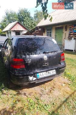 Хэтчбек Volkswagen Golf 1998 в Бобровице