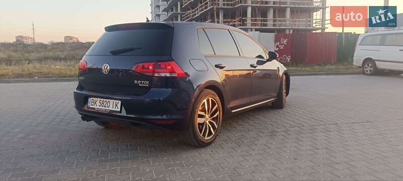 Хетчбек Volkswagen Golf 2012 в Полтаві