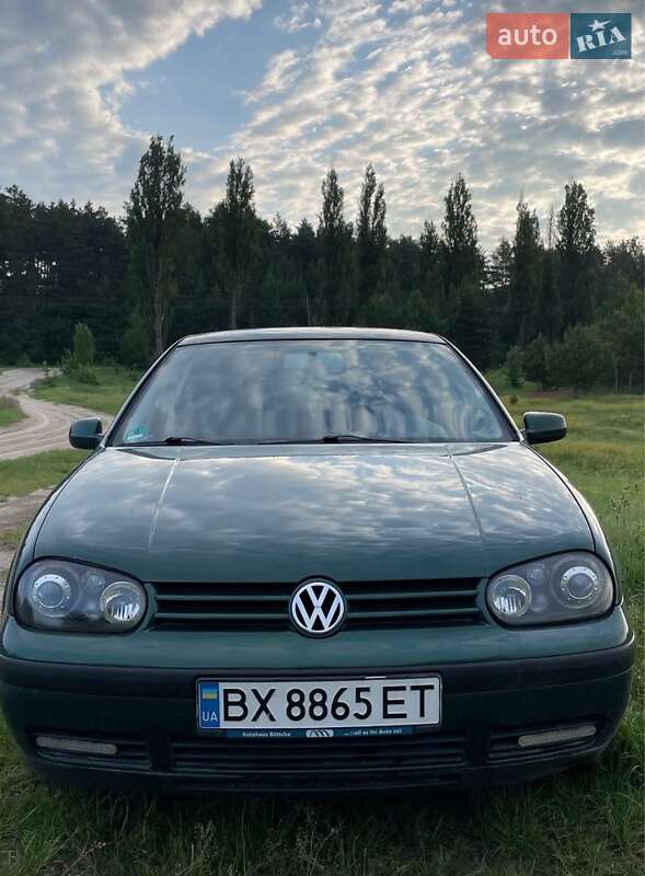 Хетчбек Volkswagen Golf 2000 в Хмельницькому