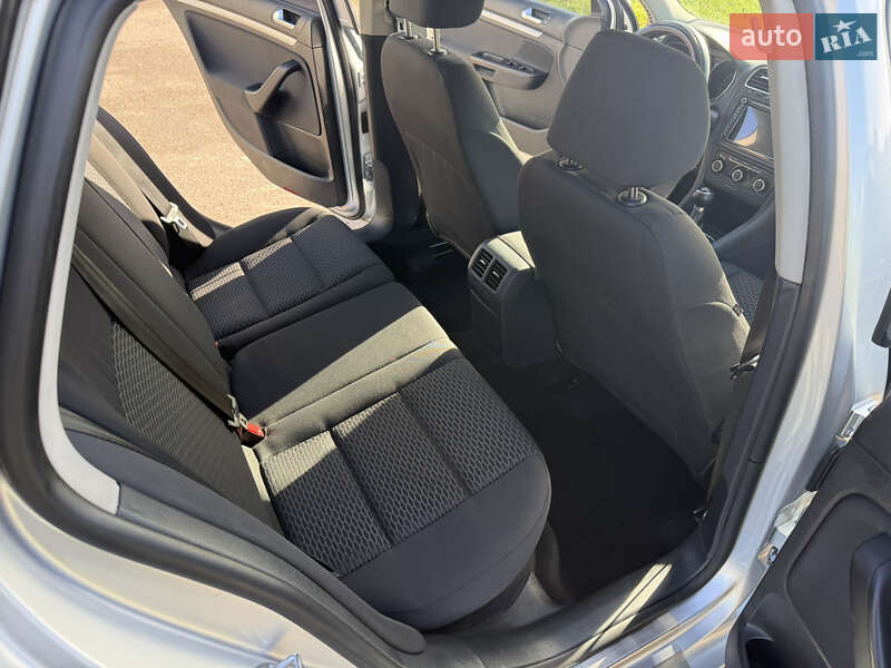 Универсал Volkswagen Golf 2011 в Ровно фото 17 Универсал Volkswagen Golf 2011 в Ровно