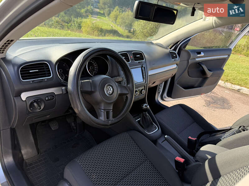 Универсал Volkswagen Golf 2011 в Ровно фото 21 Универсал Volkswagen Golf 2011 в Ровно