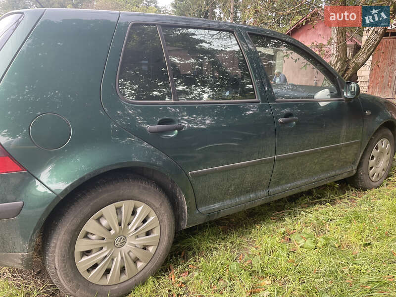 Хетчбек Volkswagen Golf 2000 в Хмельницькому