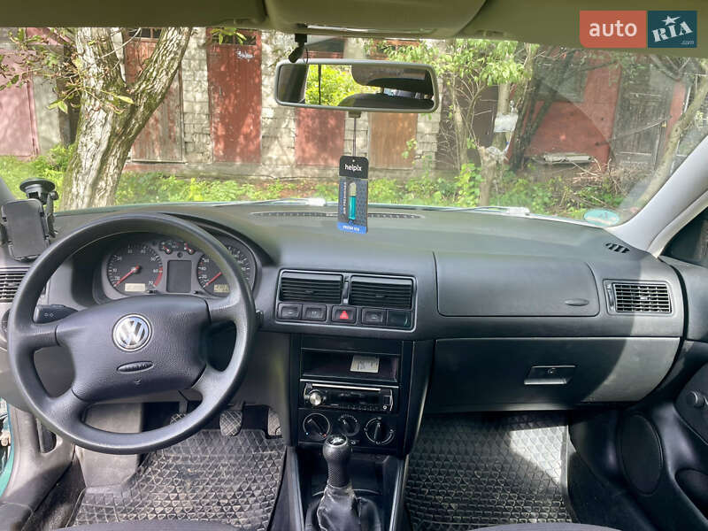 Хетчбек Volkswagen Golf 2000 в Хмельницькому