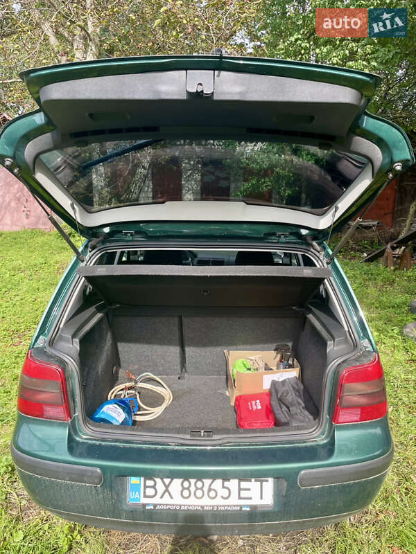 Хетчбек Volkswagen Golf 2000 в Хмельницькому