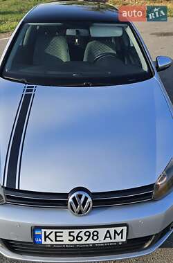 Хетчбек Volkswagen Golf 2012 в Дніпрі