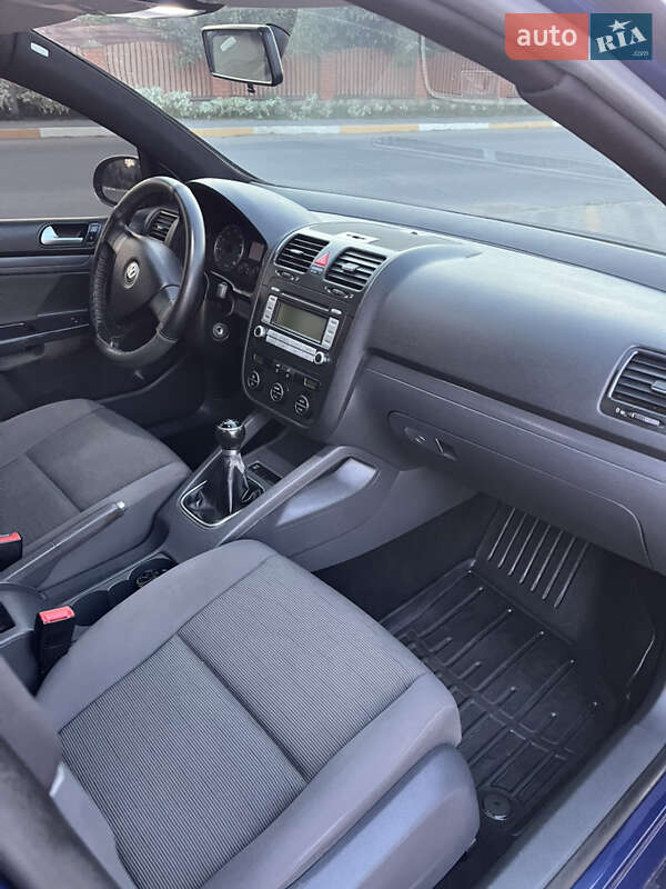 Хетчбек Volkswagen Golf 2007 в Вінниці