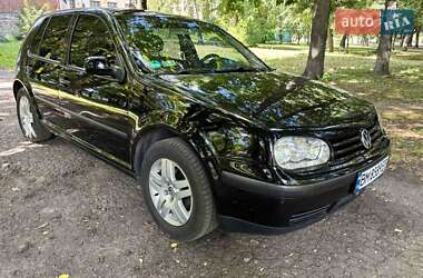 Хетчбек Volkswagen Golf 2001 в Конотопі