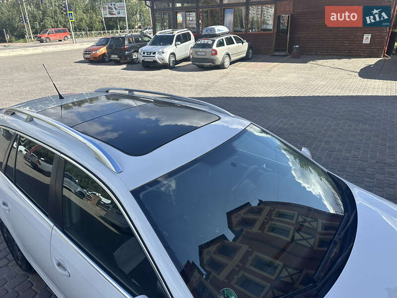 Універсал Volkswagen Golf 2009 в Тернополі