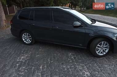 Універсал Volkswagen Golf 2018 в Гадячі