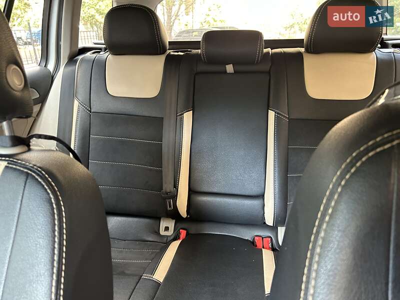 Универсал Volkswagen Golf 2015 в Ирпене