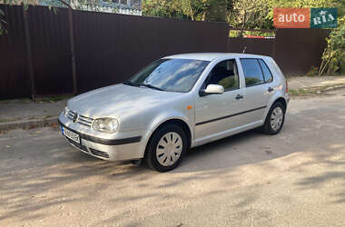 Хэтчбек Volkswagen Golf 1999 в Киеве