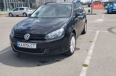 Універсал Volkswagen Golf 2011 в Києві