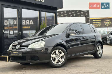 Хетчбек Volkswagen Golf 2005 в Харкові