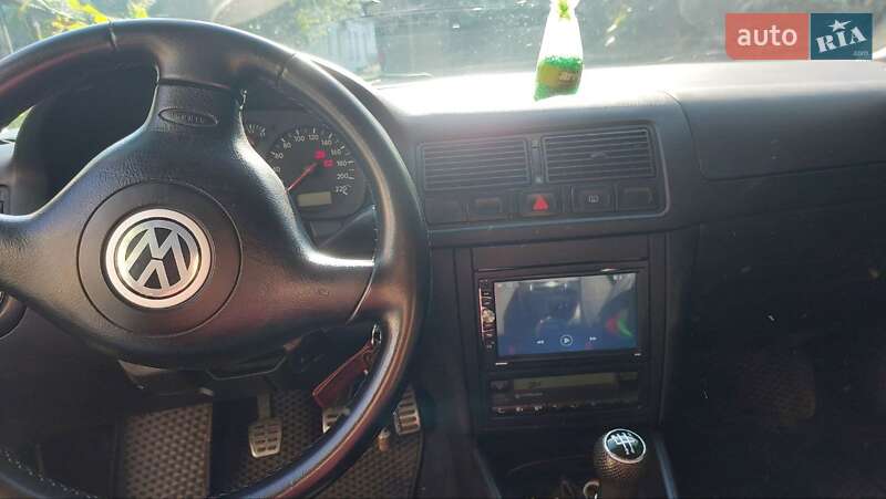 Хетчбек Volkswagen Golf 1999 в Полтаві