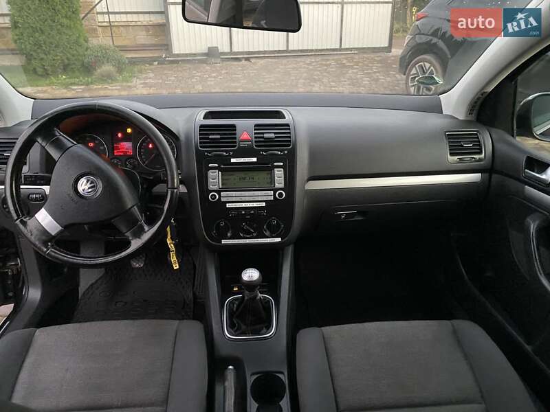 Хетчбек Volkswagen Golf 2006 в Нововолинську фото 14 Хетчбек Volkswagen Golf 2006 в Нововолинську