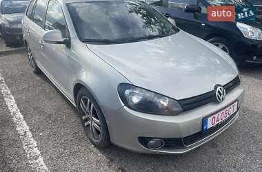 Универсал Volkswagen Golf 2010 в Тячеве