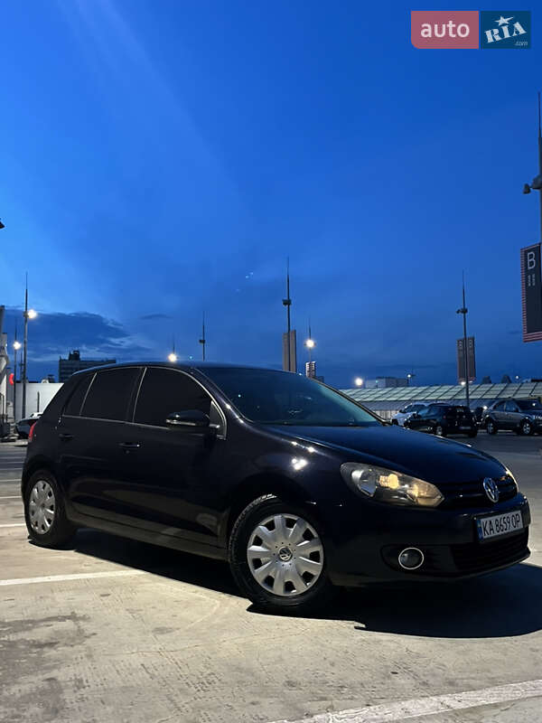 Хетчбек Volkswagen Golf 2011 в Києві