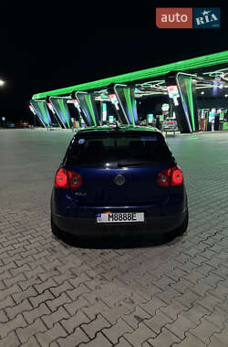 Хэтчбек Volkswagen Golf 2006 в Броварах