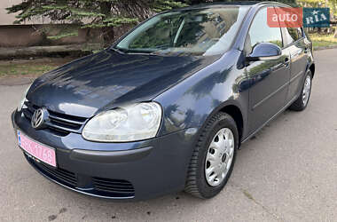 Хэтчбек Volkswagen Golf 2005 в Николаеве
