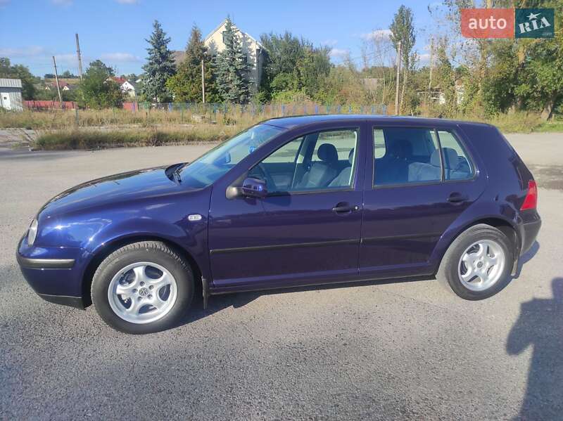 Хэтчбек Volkswagen Golf 2000 в Тернополе