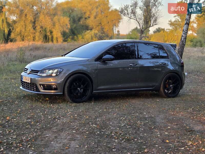 Хетчбек Volkswagen Golf 2013 в Пирятині