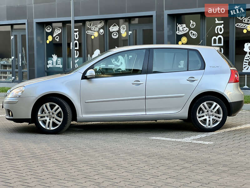 Хэтчбек Volkswagen Golf 2007 в Ивано-Франковске