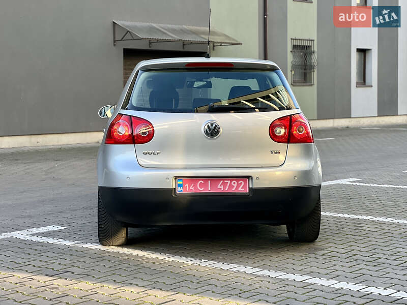 Хэтчбек Volkswagen Golf 2007 в Ивано-Франковске