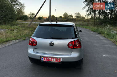 Хетчбек Volkswagen Golf 2008 в 
