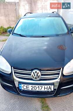 Універсал Volkswagen Golf 2009 в Чернівцях