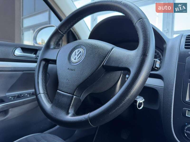 Універсал Volkswagen Golf 2008 в Тернополі