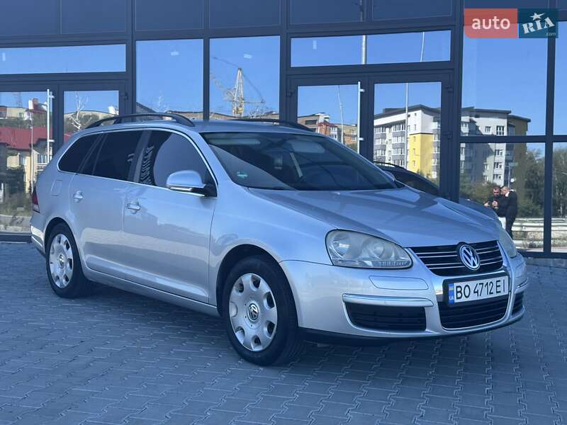 Універсал Volkswagen Golf 2008 в Тернополі