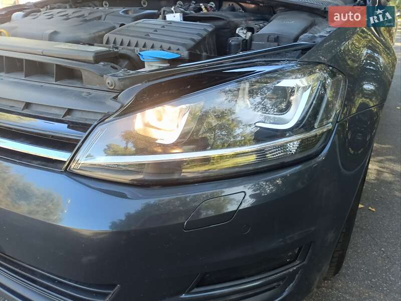 Універсал Volkswagen Golf 2014 в Києві