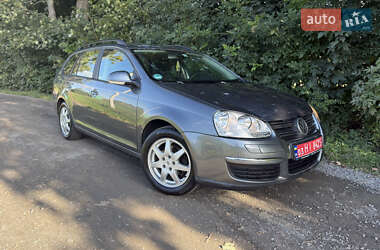 Универсал Volkswagen Golf 2008 в Ровно