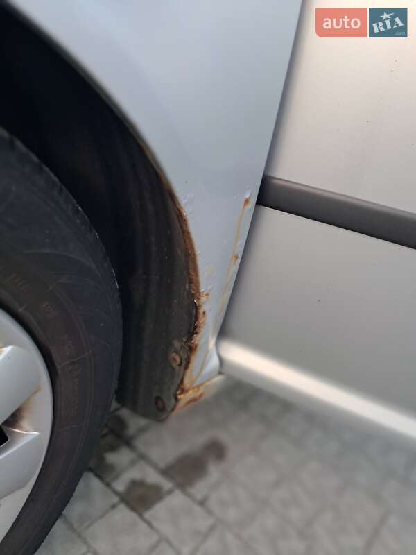 Универсал Volkswagen Golf 2001 в Полтаве