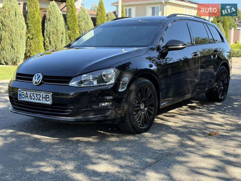 Универсал Volkswagen Golf 2014 в Киеве