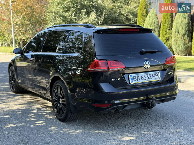 Универсал Volkswagen Golf 2014 в Киеве