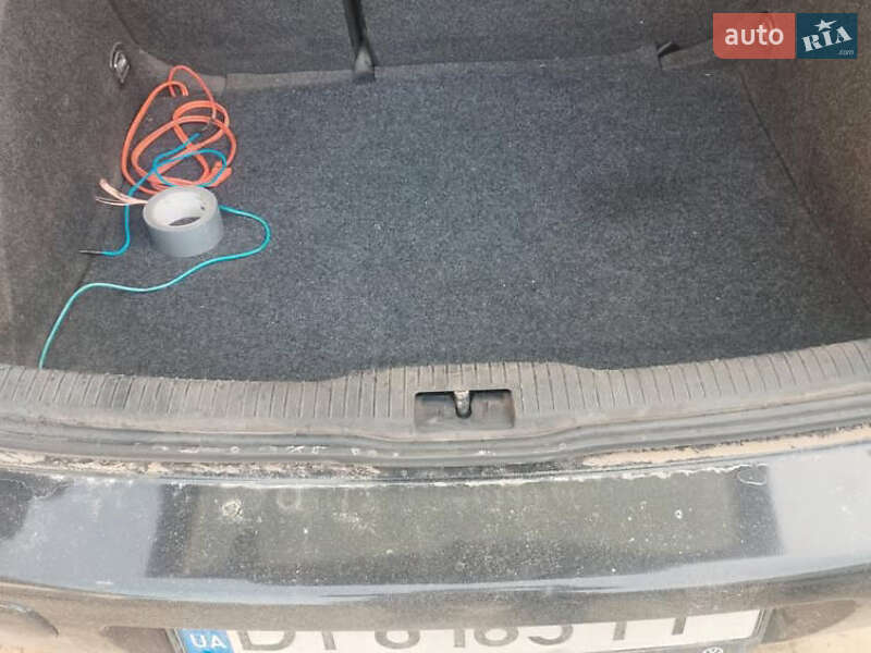 Хетчбек Volkswagen Golf 2000 в Тернополі