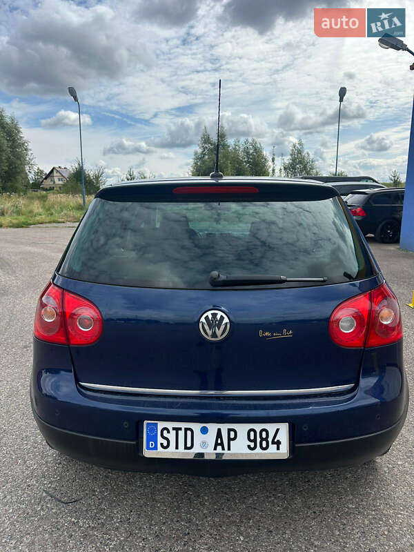 Хетчбек Volkswagen Golf 2009 в Сумах