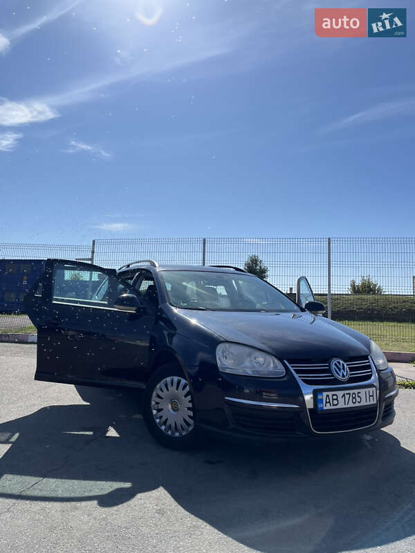 Універсал Volkswagen Golf 2007 в Вінниці
